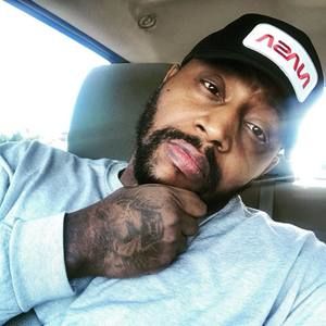 Meet your Posher, Carlton